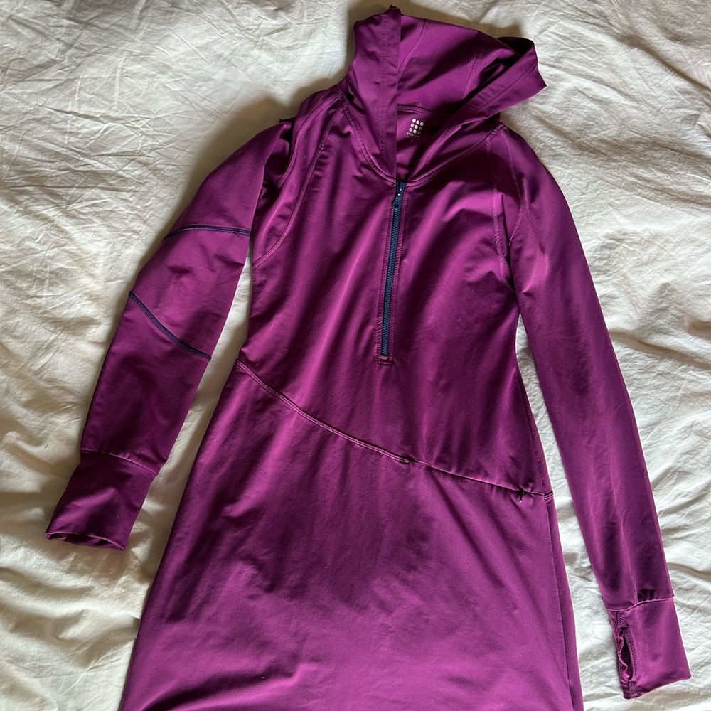 Title Nine Magenta Hooded Top with Half-Zip